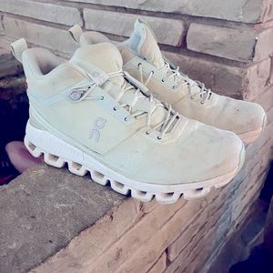 On cloud hi top comfort sneakers, mint green